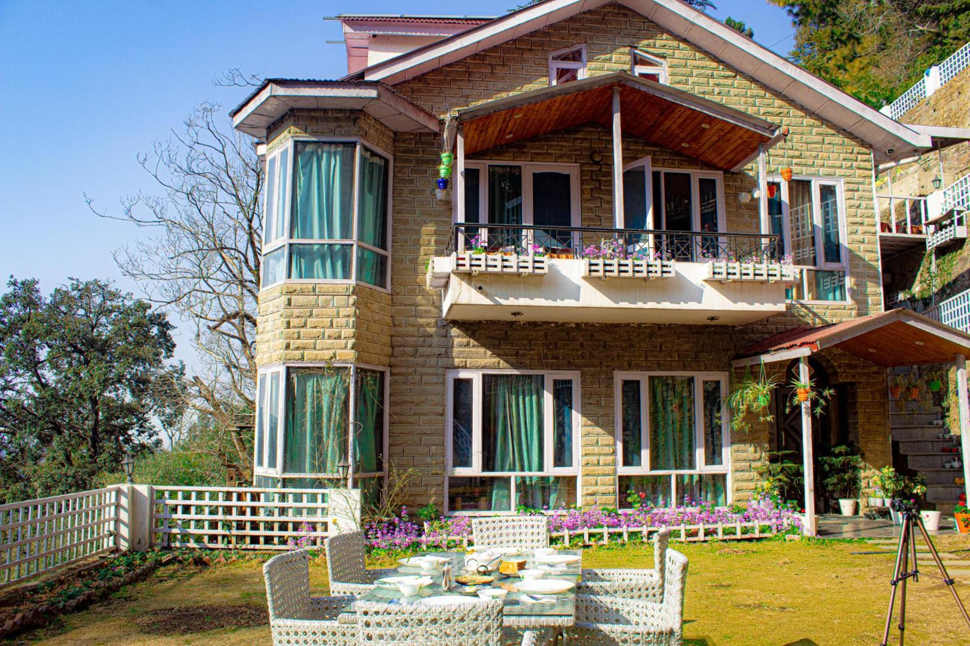 Whispering Pines Villa Shimla Exterior foto